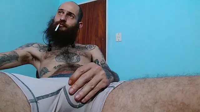 Snapshot of Tatted21xxx chatting on 03/06/25, 04:38 Tatted21xxx online show from 03/06/25, 04:38