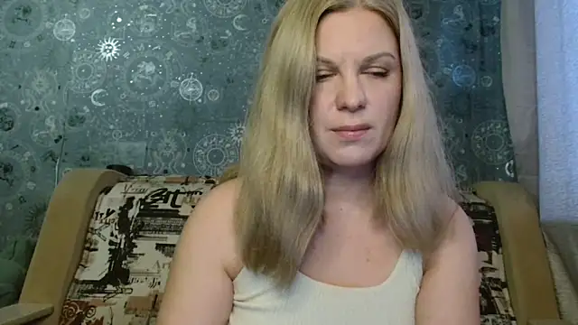 Snapshot of BlondeFox chatting on 11/03/25, 02:50 BlondeFox online show from 11/03/25, 02:50