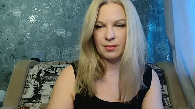 BlondeFox online show from 10/15/25, 03:16