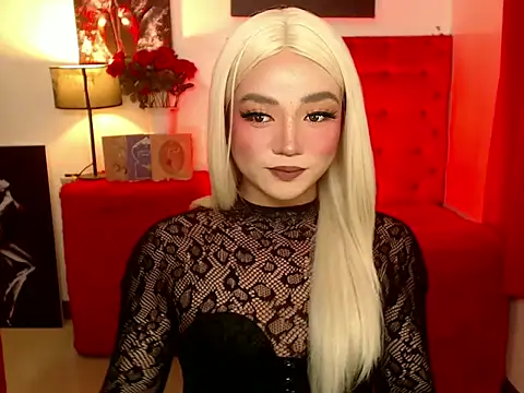 Snapshot of ErinSmith7inches_TS chatting on 10/11/25, 09:27 ErinSmith7inches TS online show from 10/11/25, 09:27