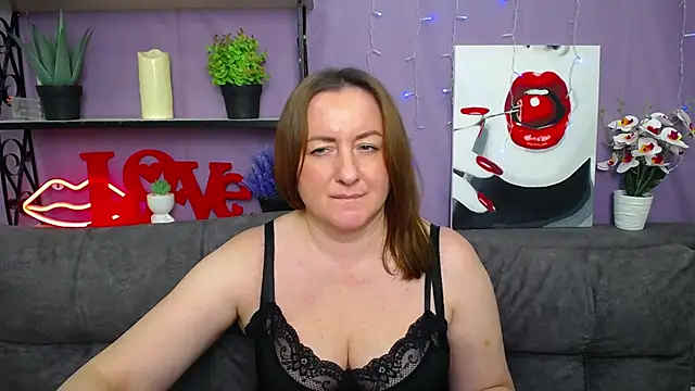 Snapshot of Abby_Taylorr chatting on 03/18/25, 01:23 Abby Taylorr online show from 03/18/25, 01:23
