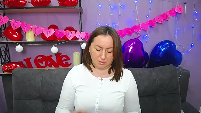 Snapshot of Abby_Taylorr chatting on 02/15/25, 01:16 Abby Taylorr online show from 02/15/25, 01:16