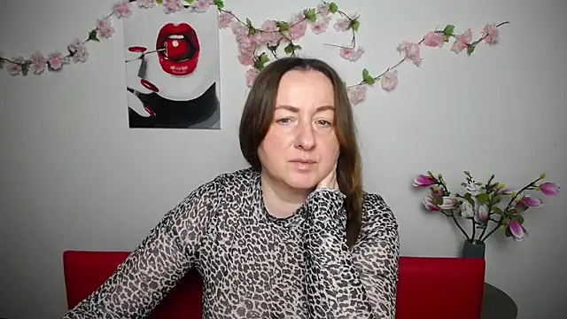 Abby Taylorr online show from 11/11/25, 07:14