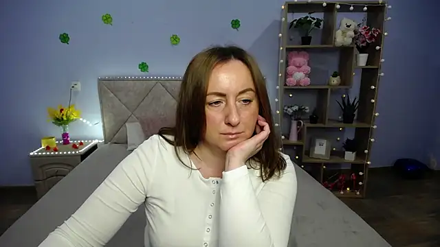 Snapshot of Abby_Taylorr chatting on 03/21/25, 01:23 Abby Taylorr online show from 03/21/25, 01:23