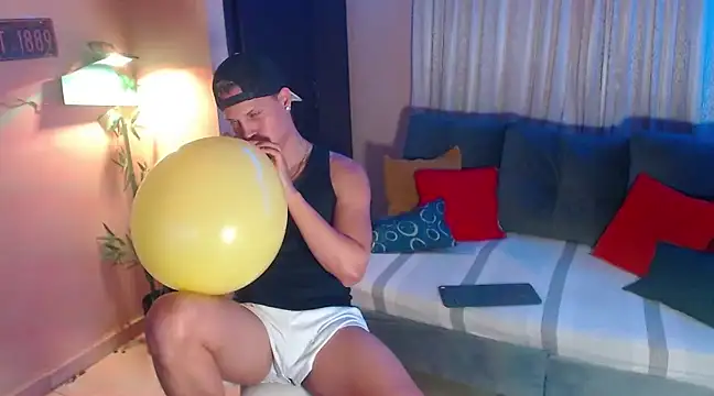 DavidNeill online show from 03/21/25, 05:43