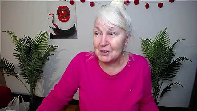 Snapshot of BlondyLeeBest chatting on 02/21/26, 07:27 BlondyLeeBest online show from 02/21/26, 07:27