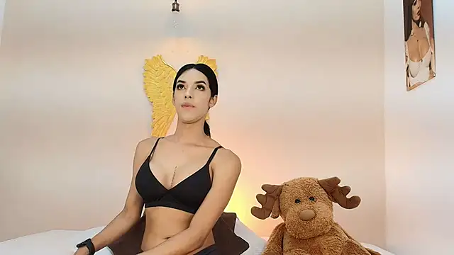 salome Collins 1 online show from 10/10/25, 12:33