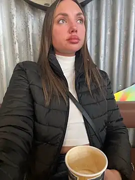 Snapshot of AngelinaMoore chatting on 03/18/25, 11:22 AngelinaMoore online show from 03/18/25, 11:22