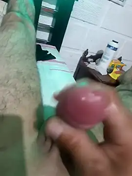 Snapshot of BicolourJazz chatting on 11/02/25, 06:02 BicolourJazz online show from 11/02/25, 06:02