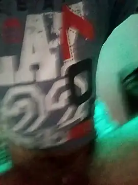 Snapshot of BicolourJazz chatting on 11/09/25, 04:00 BicolourJazz online show from 11/09/25, 04:00