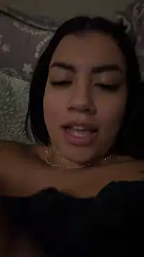 ImjustMia online show from 05/05/26, 01:47