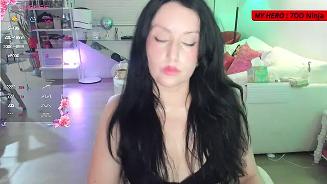 Snapshot of Vesaaa chatting on 09/18/25, 04:26 Vesaaa online show from 09/18/25, 04:26