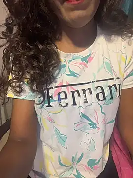 Snapshot of Indian-Squirt chatting on 03/18/26, 01:53 Indian-Squirt online show from 03/18/26, 01:53