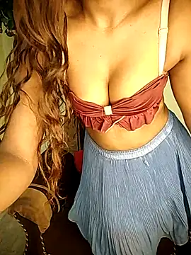 Snapshot of Indian-Squirt chatting on 03/18/25, 03:33 Indian-Squirt online show from 03/18/25, 03:33
