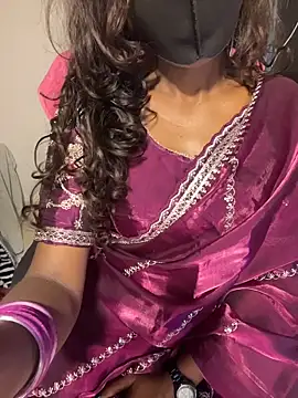 Snapshot of Indian-Squirt chatting on 02/25/26, 03:12 Indian-Squirt online show from 02/25/26, 03:12