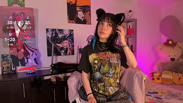 lolaaa bunny1 online show from 11/18/25, 01:21