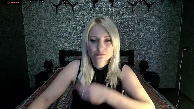 annagreeneyess online show from 04/15/26, 12:32