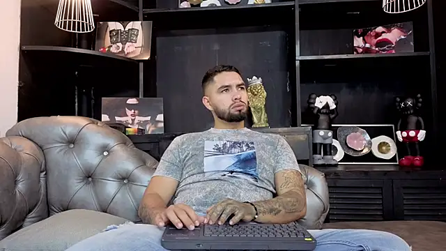 matteosantos online show from 10/15/25, 11:51