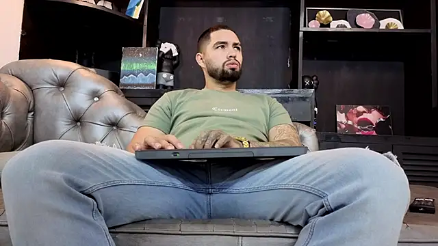 matteosantos online show from 04/10/26, 12:01