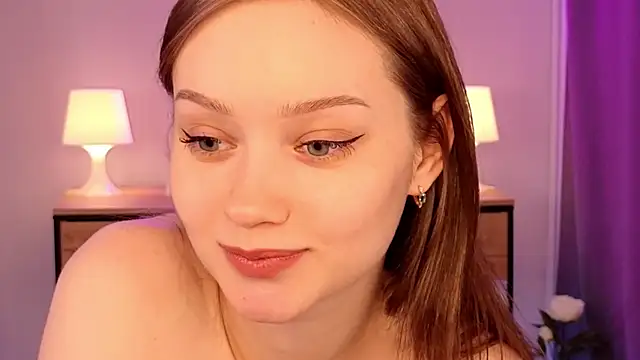 Snapshot of Sheila_Bless chatting on 12/14/25, 05:18 Sheila Bless online show from 12/14/25, 05:18