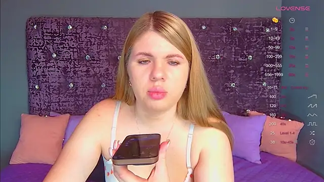 NoraBigAss online show from 12/04/25, 01:37