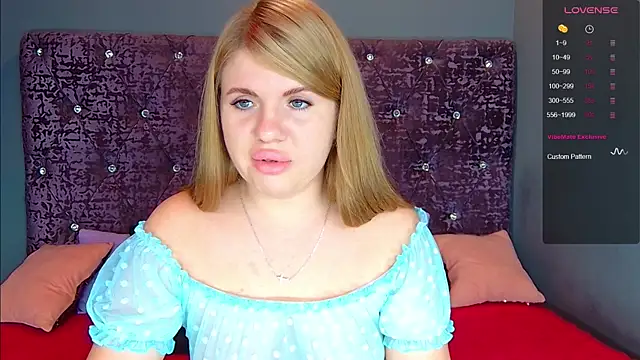 NoraBigAss online show from 10/25/25, 01:16