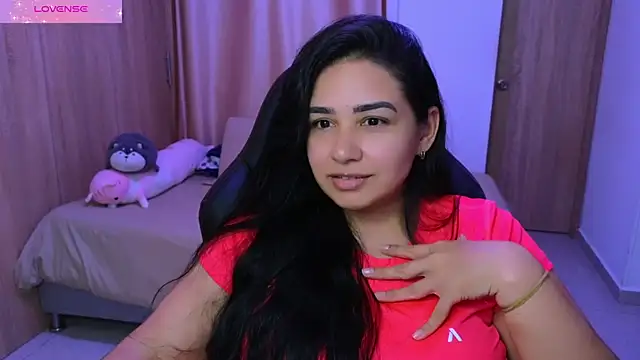 Snapshot of _anastasia chatting on 10/17/25, 09:49 anastasia online show from 10/17/25, 09:49