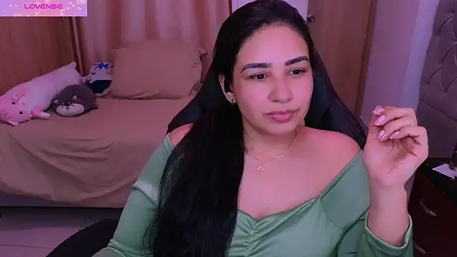 Snapshot of _anastasia chatting on 10/10/25, 08:42 anastasia online show from 10/10/25, 08:42