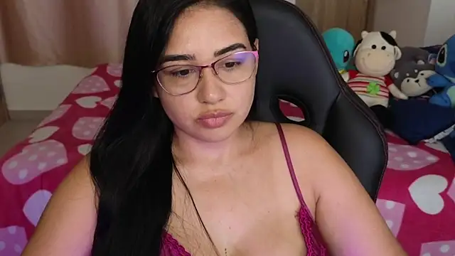 Snapshot of _anastasia chatting on 02/08/25, 07:05 anastasia online show from 02/08/25, 07:05