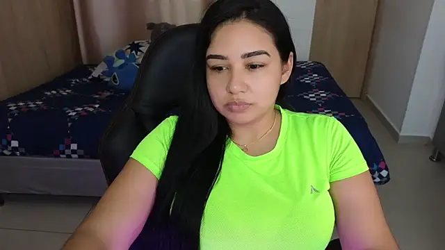 Snapshot of _anastasia chatting on 03/08/25, 06:47 anastasia online show from 03/08/25, 06:47