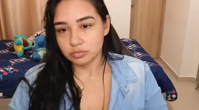 Snapshot of _anastasia chatting on 02/19/25, 06:32 anastasia online show from 02/19/25, 06:32