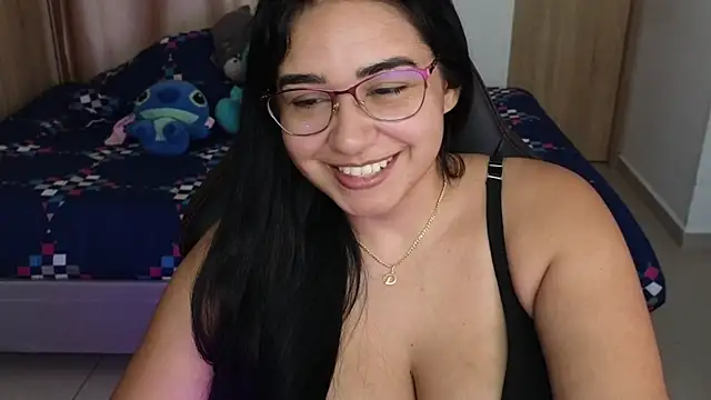 Snapshot of _anastasia chatting on 02/20/25, 06:35 anastasia online show from 02/20/25, 06:35