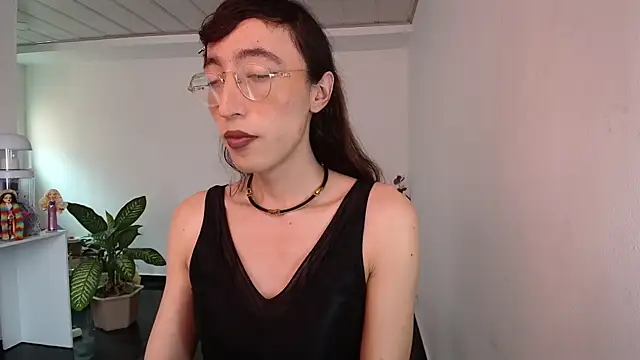 NicoleCortez online show from 02/23/25, 06:34