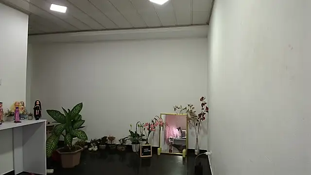 NicoleCortez online show from 03/07/25, 01:42