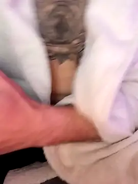 LoGaNfree88 online show from 01/12/26, 01:56