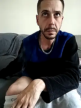 Snapshot of LoGaNfree88 chatting on 02/18/25, 01:11 LoGaNfree88 online show from 02/18/25, 01:11