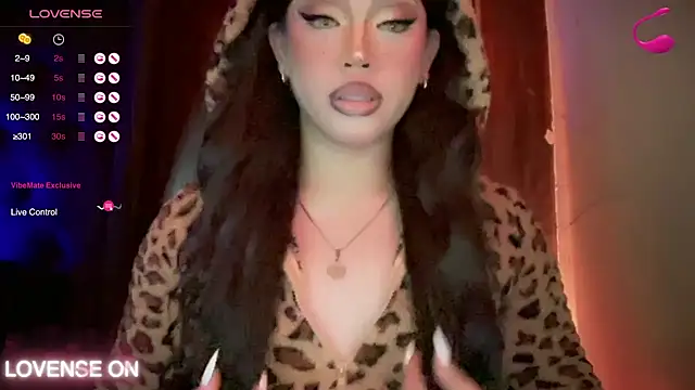 Snapshot of madam_agnes1 chatting on 02/15/26, 01:43 madam agnes1 online show from 02/15/26, 01:43