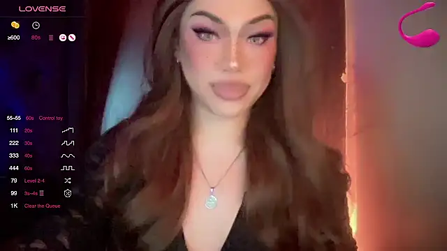 Snapshot of madam_agnes1 chatting on 05/19/26, 04:14 madam agnes1 online show from 05/19/26, 04:14