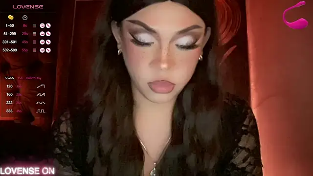 Snapshot of madam_agnes1 chatting on 12/22/25, 05:57 madam agnes1 online show from 12/22/25, 05:57