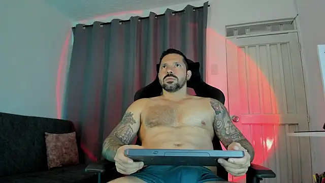 Pierre Vidal online show from 11/10/25, 10:37