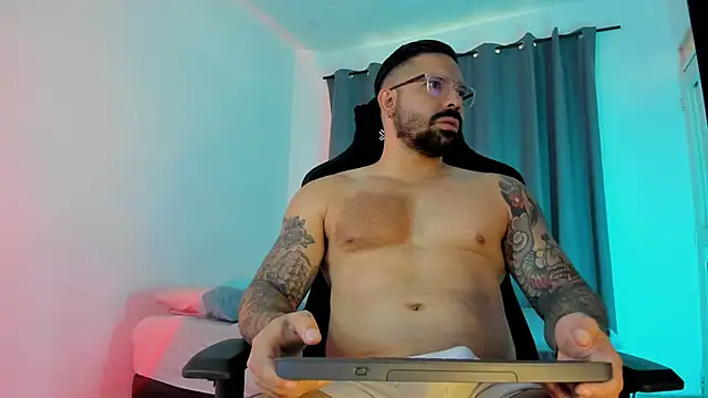 Pierre Vidal online show from 03/12/26, 12:53