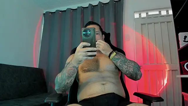 Pierre Vidal online show from 11/25/25, 08:42