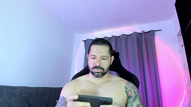Snapshot of Pierre_Vidal chatting on 05/15/26, 08:29 Pierre Vidal online show from 05/15/26, 08:29