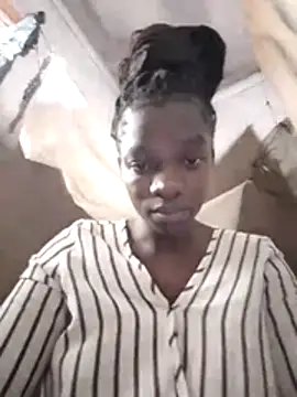 Snapshot of shape30 chatting on 12/15/25, 05:46 shape30 online show from 12/15/25, 05:46