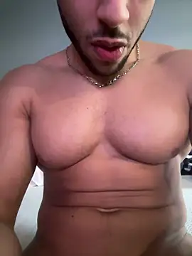 pimentfort77 online show from 12/20/24, 08:28