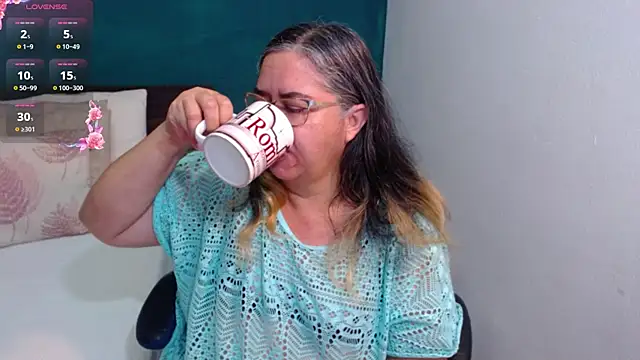 scaelettdubois online show from 02/16/26, 12:48