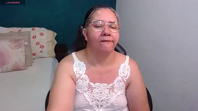 scaelettdubois online show from 04/30/26, 02:18