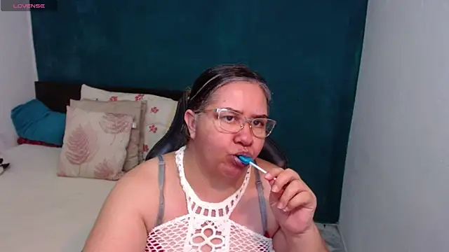 scaelettdubois online show from 05/23/26, 12:20