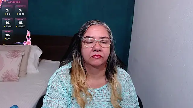 scaelettdubois online show from 09/21/25, 08:58