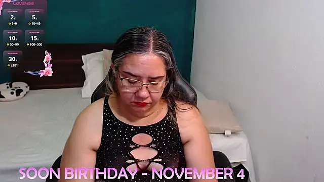 scaelettdubois online show from 11/03/25, 10:24